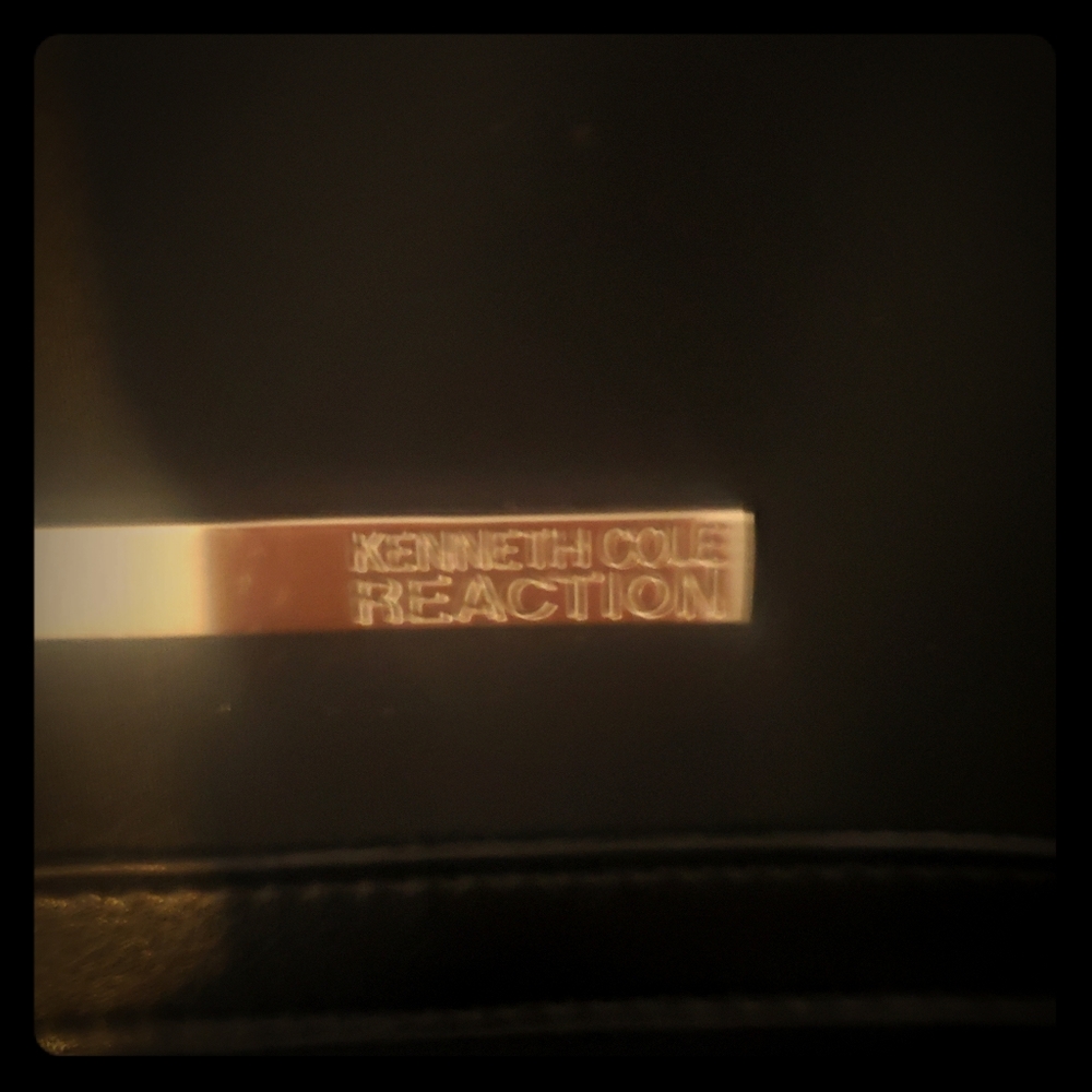 Kenneth Cole travel bag